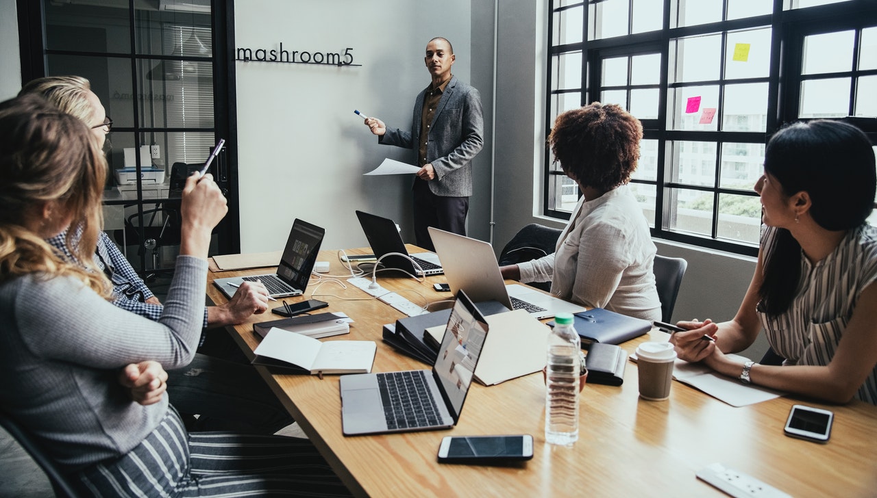 hjälp med mötesbokning